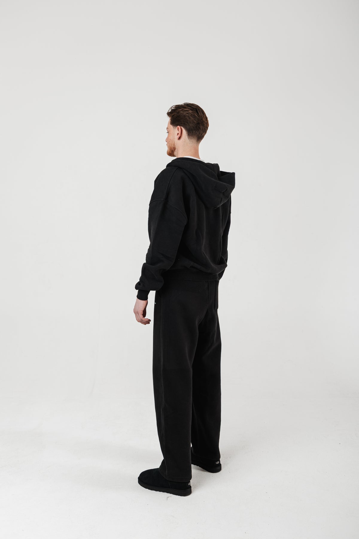 Black zip hoodie and sweatpants combination